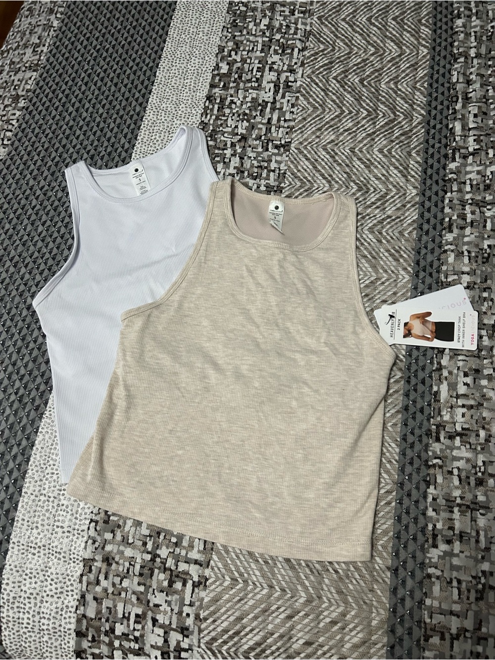 Yogalicious Tank Top 2pk size small White & Beige NWT
